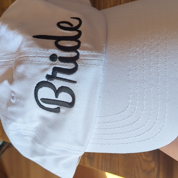 **CLOSING CLOSET SALE. MAKE AN OFFER**!!  BRIDE AND GROOM BASEBALL STYLE CAPS - Picture 5 of 10